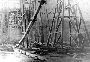 1852 ферми для підйому ланцюгів мосту